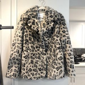 ✨Gorgeous “ French Connection Leopard Fur coat !